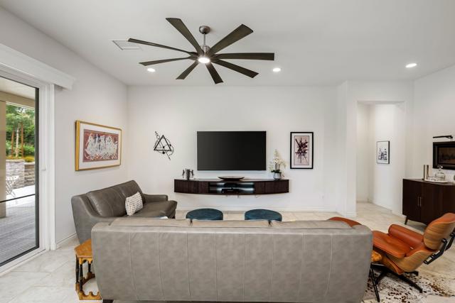 85568 Brovello Drive, Indio CA: https://media.crmls.org/mediaz/01235973-f1e3-457b-8e82-2d57ff838939.jpg