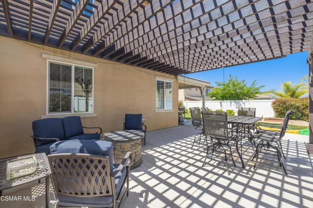 67 Clearwood Street, Fillmore CA: https://media.crmls.org/mediaz/01238e9d-acab-450d-b6b5-319e984992a4.jpg
