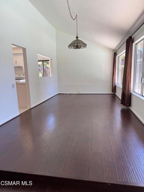 2722 Appalachian Court, Westlake Village CA: https://media.crmls.org/mediaz/01239b9f-9e23-4771-9ba2-fd1f980579a0.jpg