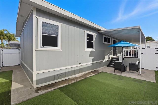 7023 San Bartolo Street, Carlsbad CA: https://media.crmls.org/mediaz/0123ae8a-5b1c-4d75-ae1f-d4662a62523f.jpg