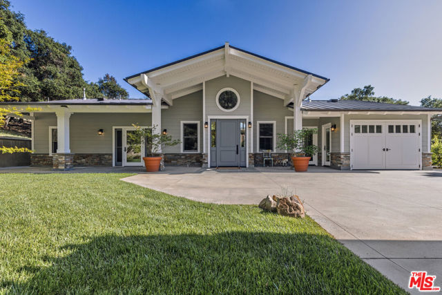 1697 W Potrero Road, Westlake Village CA: https://media.crmls.org/mediaz/0123ffd3-30c7-44a5-b383-15e27916f25b.jpg
