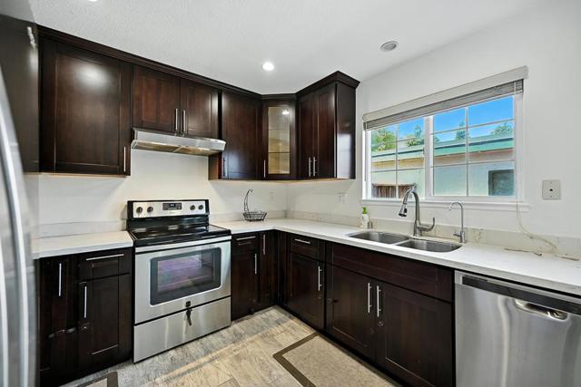 4423 Corto Monterey, Union City CA: https://media.crmls.org/mediaz/0124f869-0ff1-4747-9db3-a0ec9d7dbaa6.jpg