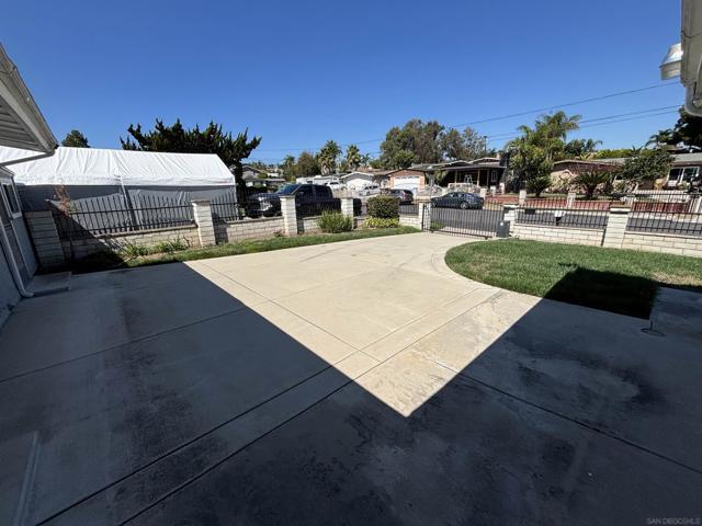 MLS #250039569SD image #33