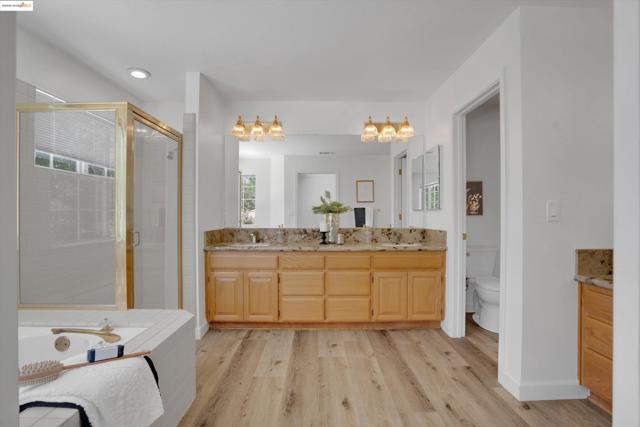 805 Devonshire Loop, Brentwood CA: https://media.crmls.org/mediaz/0126410e-a01c-48af-a5ec-8cc7c8fc0364.jpg