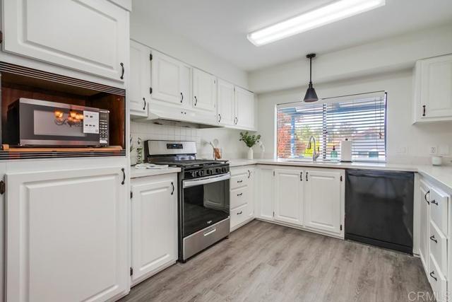 Detail Gallery Image 12 of 60 For 1930 W San Marcos Blvd #182,  San Marcos,  CA 92078 - 2 Beds | 2 Baths