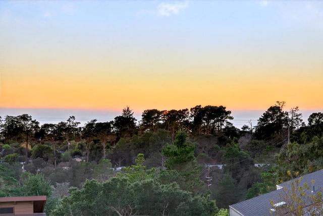 3475 Edgefield Place, Carmel CA: https://media.crmls.org/mediaz/01277e41-93f2-4a48-886c-9e77fbd941d0.jpg