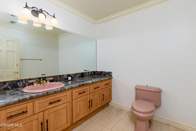 29515 Weeping Willow Drive, Agoura Hills CA: https://media.crmls.org/mediaz/01279797-0e42-41d5-ba82-76729e6e5df4.jpg