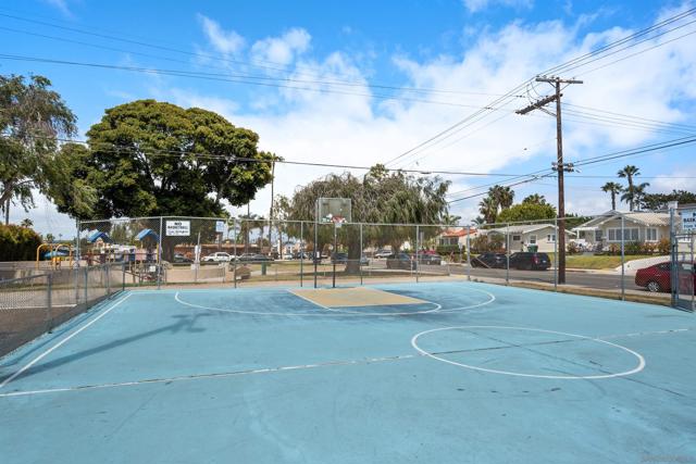 1971 Ebers Street, San Diego CA: https://media.crmls.org/mediaz/01297fe5-de08-4436-af2d-af67483d9fc8.jpg