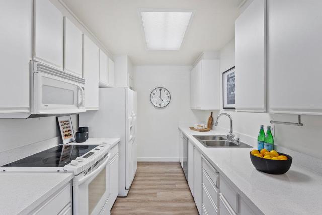 1582 Dolphin Drive, Aptos CA: https://media.crmls.org/mediaz/012a0c24-4582-47a2-8b0d-ae97a93eef60.jpg