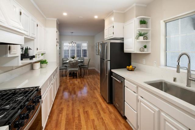3704 Pruneridge Avenue, Santa Clara CA: https://media.crmls.org/mediaz/012a5df9-9196-4956-877c-ac6c91270cc1.jpg