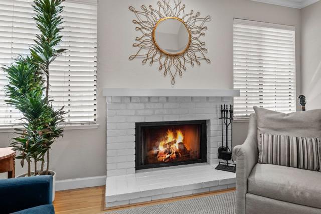 316 Valdez Avenue, Half Moon Bay CA: https://media.crmls.org/mediaz/012b0440-0eb0-4d44-a93b-c2fe0aa460f7.jpg