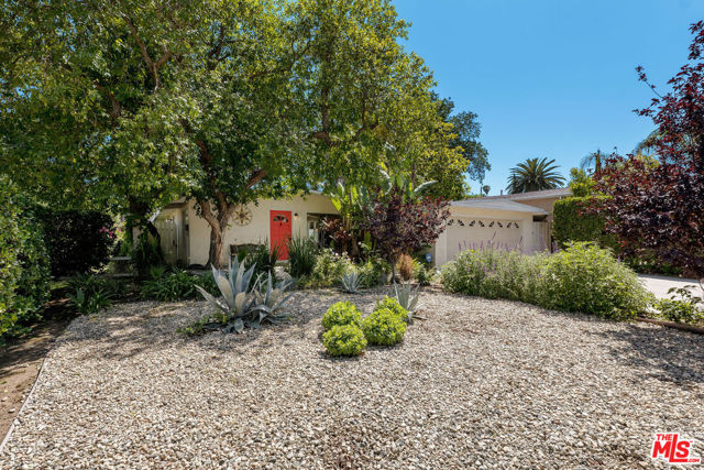 22600 DOLOROSA Street photo 2