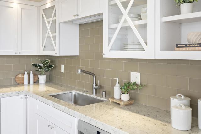 Detail Gallery Image 8 of 36 For 1810 Avenida Del Mundo #1504,  Coronado,  CA 92118 - 2 Beds | 2 Baths