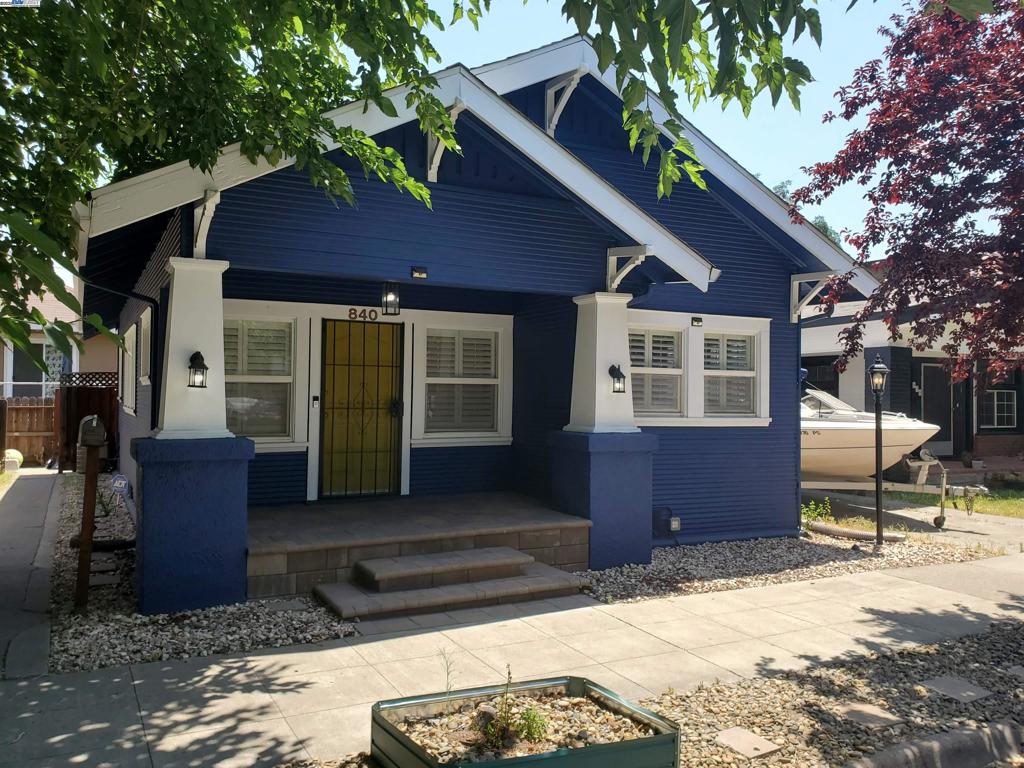 840 N Edison St