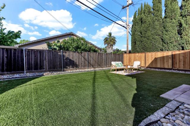 42948 Applewood Street, Fremont CA: https://media.crmls.org/mediaz/012d313e-ab00-41d4-a8dc-6860d90bd806.jpg