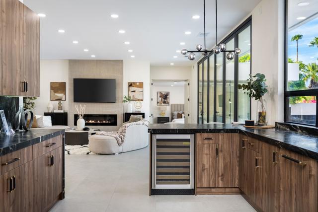 70630 Boothill Rd, Rancho Mirage CA: https://media.crmls.org/mediaz/012d8967-fd33-4ec9-a51f-9245bb3f961f.jpg