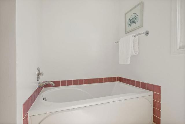 Image 31 of 60 For 3004 Del Monte Street