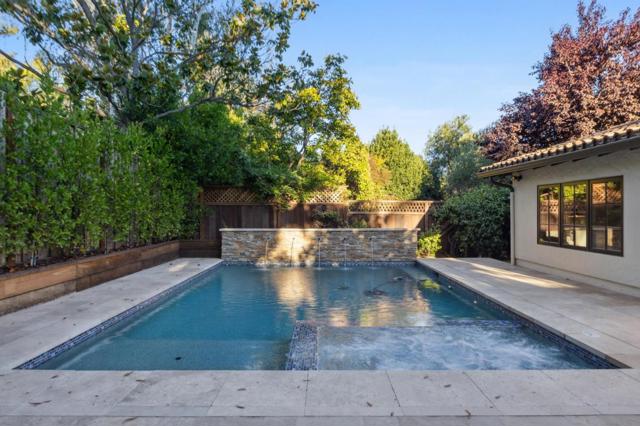 20 Mariposa Avenue, Los Gatos CA: https://media.crmls.org/mediaz/012d98f4-7529-4ee6-9ea3-b3c9cfcd6a57.jpg