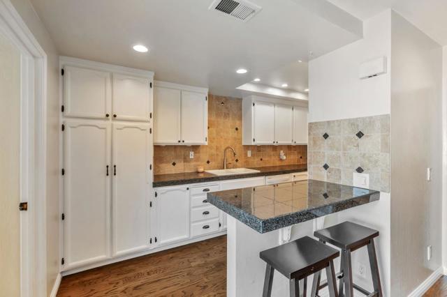 15173 Yosemite Way, Morgan Hill CA: https://media.crmls.org/mediaz/012ed2d1-03a4-4052-a599-5c39ca92a3ae.jpg