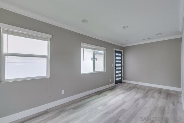 2476 Coolidge Ave, Los Angeles CA: https://media.crmls.org/mediaz/012f15e9-2203-47ba-beee-828c621e0afb.jpg