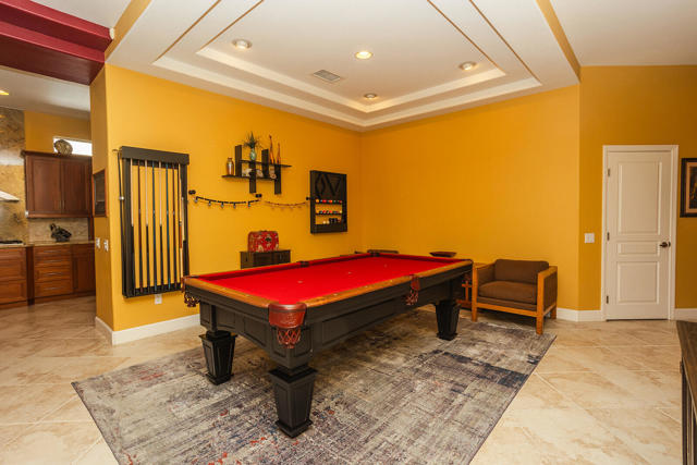 43363 N Heritage Palms Drive, Indio CA: https://media.crmls.org/mediaz/012fa582-3f9f-40be-81be-86c80208caec.jpg