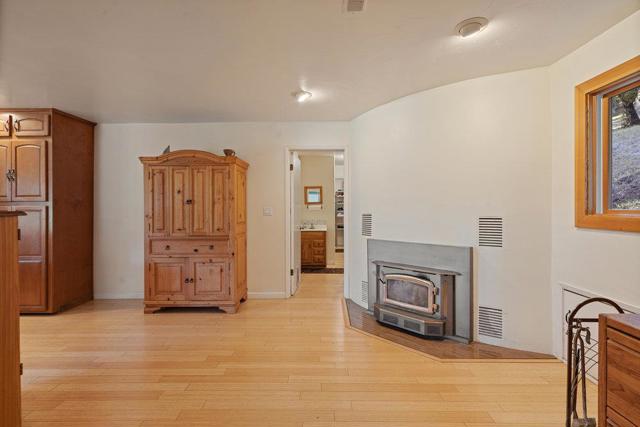 4760 Soquel Creek Road, Soquel CA: https://media.crmls.org/mediaz/012fab92-2e70-4983-9894-e59730330221.jpg