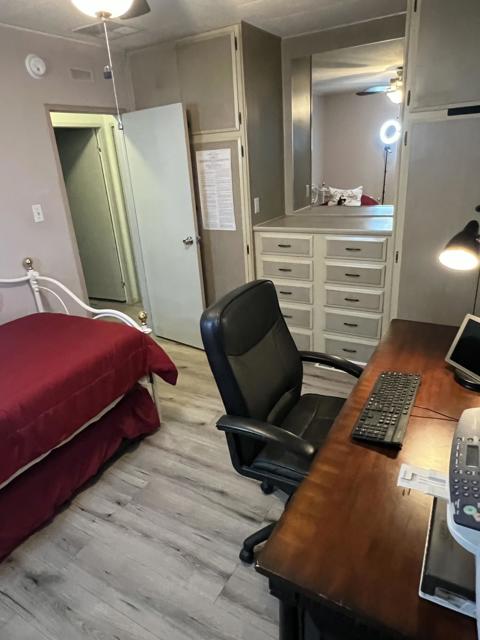 257 Del Mar, Palm Springs CA: https://media.crmls.org/mediaz/013116a5-4386-4f47-97a7-0a6db5ba536b.jpg