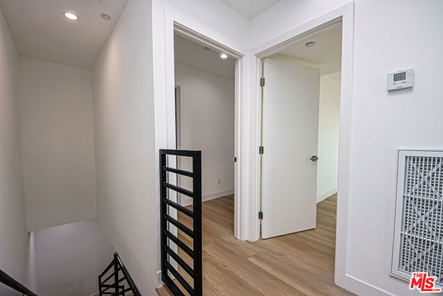 954 N Kingsley Drive, Los Angeles CA: https://media.crmls.org/mediaz/01312488-af3f-4ca0-afbd-d4163a18168b.jpg
