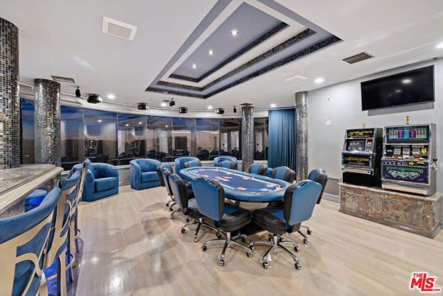 24366 La Masina Court, Calabasas CA: https://media.crmls.org/mediaz/013152cf-5774-403d-9b0e-4047110ff322.jpg