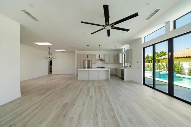78525 Orcabessa Drive, Bermuda Dunes CA: https://media.crmls.org/mediaz/01316ec7-fab0-495e-8f82-7f5e3cbfcdd1.jpg