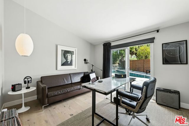 20835 Tiara Street, Woodland Hills CA: https://media.crmls.org/mediaz/01320db7-98e3-4476-8d76-01a32cdcde12.jpg