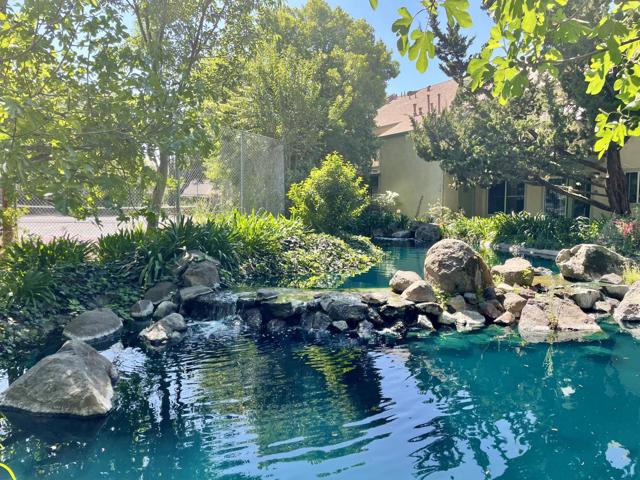 1086 Summerplace Drive, San Jose CA: https://media.crmls.org/mediaz/0132793b-7fe1-47f1-a9a0-5e09fccac365.jpg