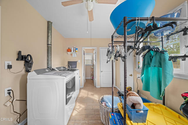 Detail Gallery Image 15 of 27 For 2304 San Marino Dr, Bakersfield,  CA 93309 - 3 Beds | 2/1 Baths