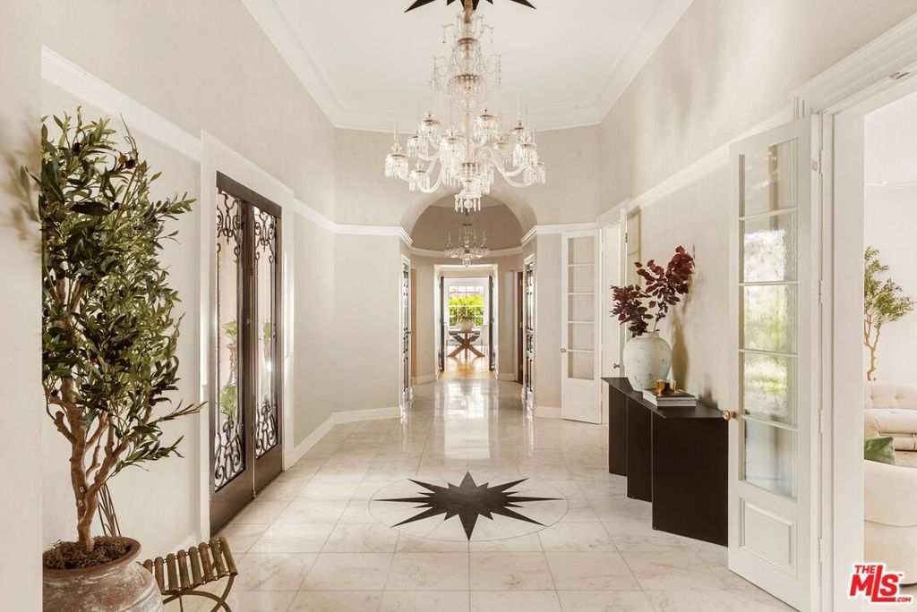 MLS #25552905 img 11