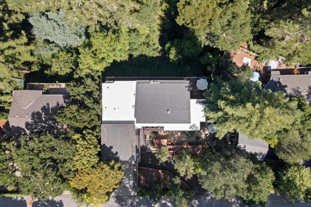 152 Montclair Drive, Santa Cruz CA: https://media.crmls.org/mediaz/01399568-fb1a-4040-a63b-5eb044f0f3eb.jpg