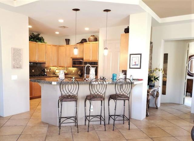 Image 17 of 29 For 78967 Breckenridge Drive