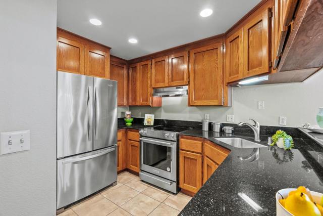 29 Arabian Way, Scotts Valley CA: https://media.crmls.org/mediaz/013af12b-8dc1-4889-88ee-e59cf4f7830b.jpg