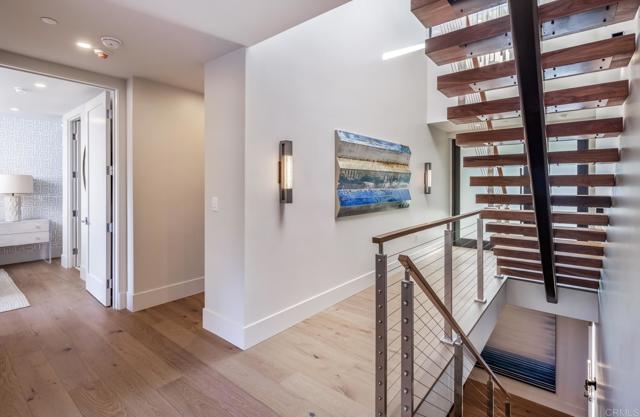 5170 Carlsbad Boulevard, Carlsbad CA: https://media.crmls.org/mediaz/013af884-67ec-4719-a90c-9e46577e7481.jpg