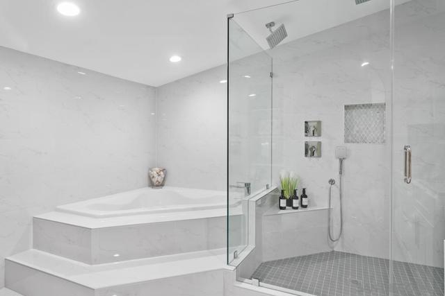 4716 S Mission Rd, Fallbrook CA: https://media.crmls.org/mediaz/013b02e1-a070-431b-8cae-1059cc71108a.jpg