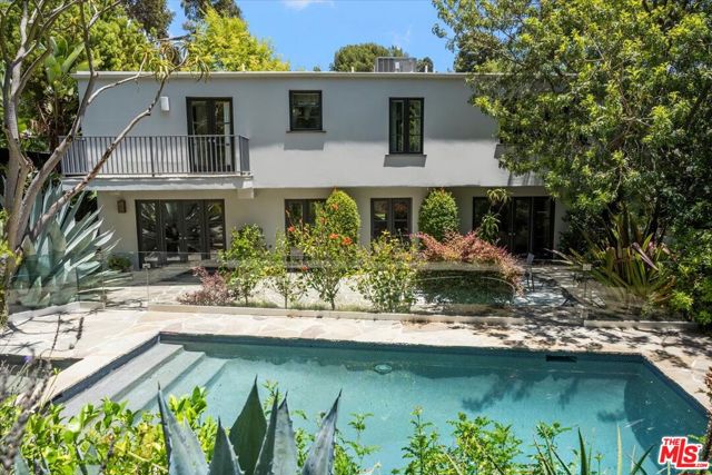3055 Nichols Canyon Road, Los Angeles CA: https://media.crmls.org/mediaz/013cacd5-0dee-4ba9-a1f7-6ac3f9242462.jpg