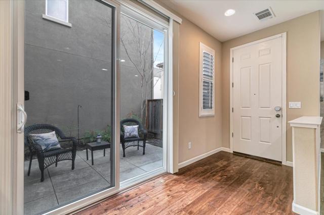 Image 20 of 53 For 620 9th Street