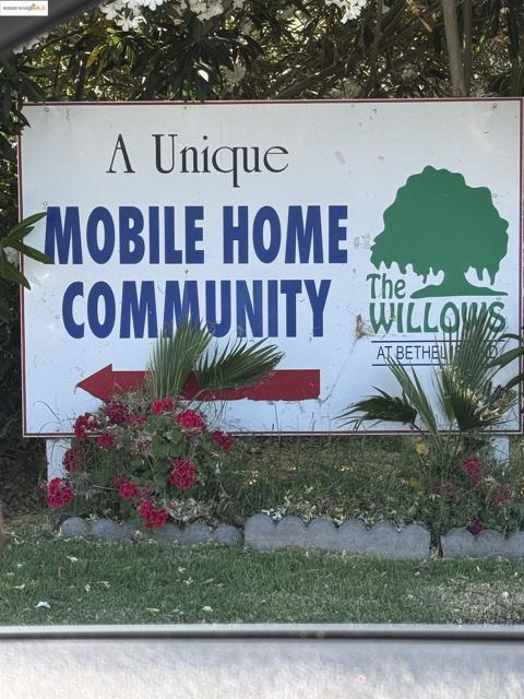 343 Alcott Ct, Bethel Island CA: https://media.crmls.org/mediaz/013e99a0-b2b0-4d49-8c3e-853368894fd3.jpg