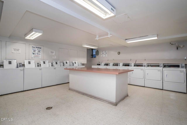 Detail Gallery Image 42 of 49 For 355 S Los Robles Ave #311,  Pasadena,  CA 91101 - 2 Beds | 1 Baths