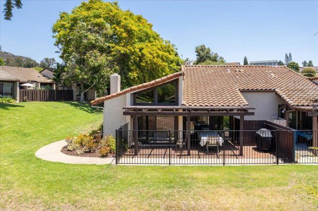 Detail Gallery Image 27 of 37 For 2035 David Dr, Escondido,  CA 92026 - 3 Beds | 2 Baths