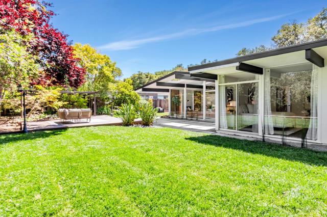1650 Edmonton Avenue, Sunnyvale CA: https://media.crmls.org/mediaz/013f8788-52d4-4110-a50b-735e75b78de1.jpg