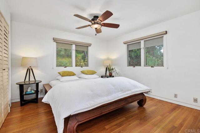 1859 Zapo Street, Del Mar CA: https://media.crmls.org/mediaz/013f8841-b5e9-4255-8e2a-c91a651ba8b1.jpg
