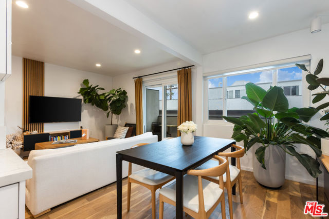 536 N Orlando Avenue, West Hollywood CA: https://media.crmls.org/mediaz/013f9af9-ec29-432d-ba63-609454ffb1f6.jpg