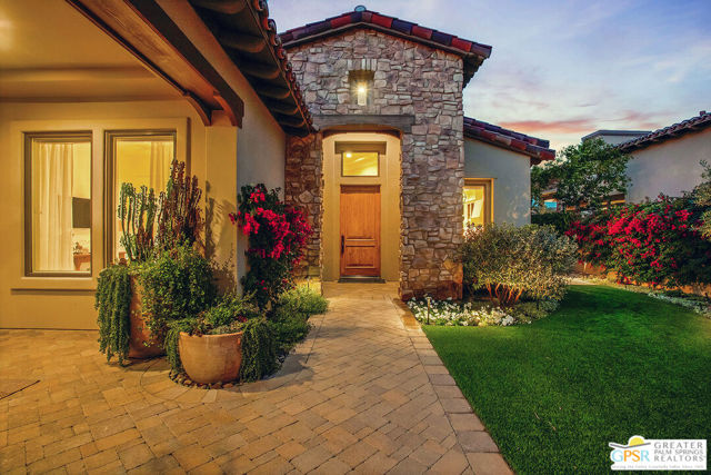 76434 Via Uzzano, Indian Wells CA: https://media.crmls.org/mediaz/013fa3c7-ae31-46ce-954c-86eb2eb5cc3f.jpg