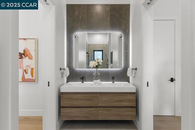 720 Laurel Dr, Walnut Creek CA: https://media.crmls.org/mediaz/0140cdbf-5130-45d0-990c-839e7d28713a.jpg