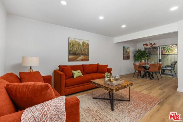 1230 South Mayflower Avenue, D photo 7